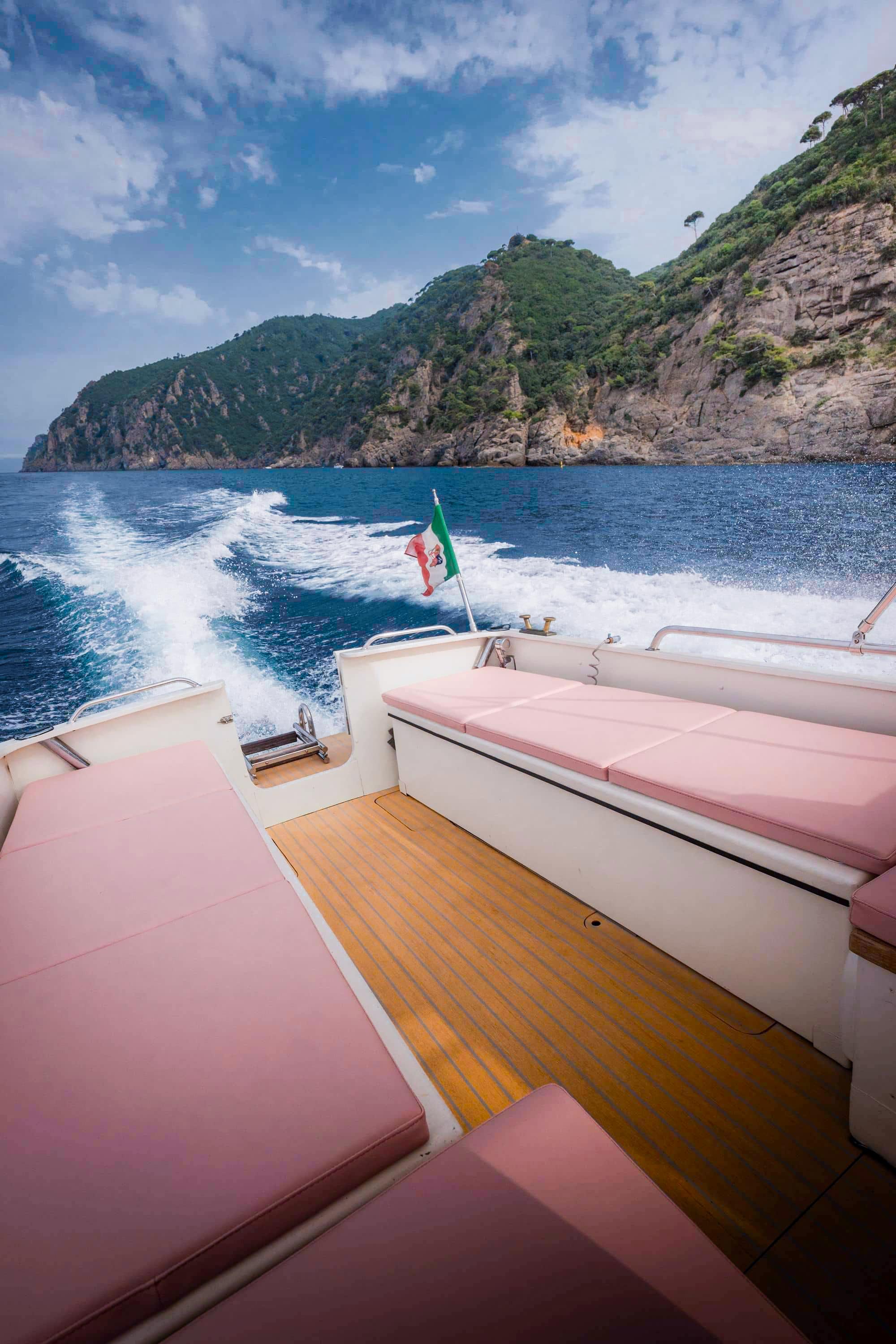 Cesare Charter Portofino - Vibes, un modo differente di vivere i tour marittimi