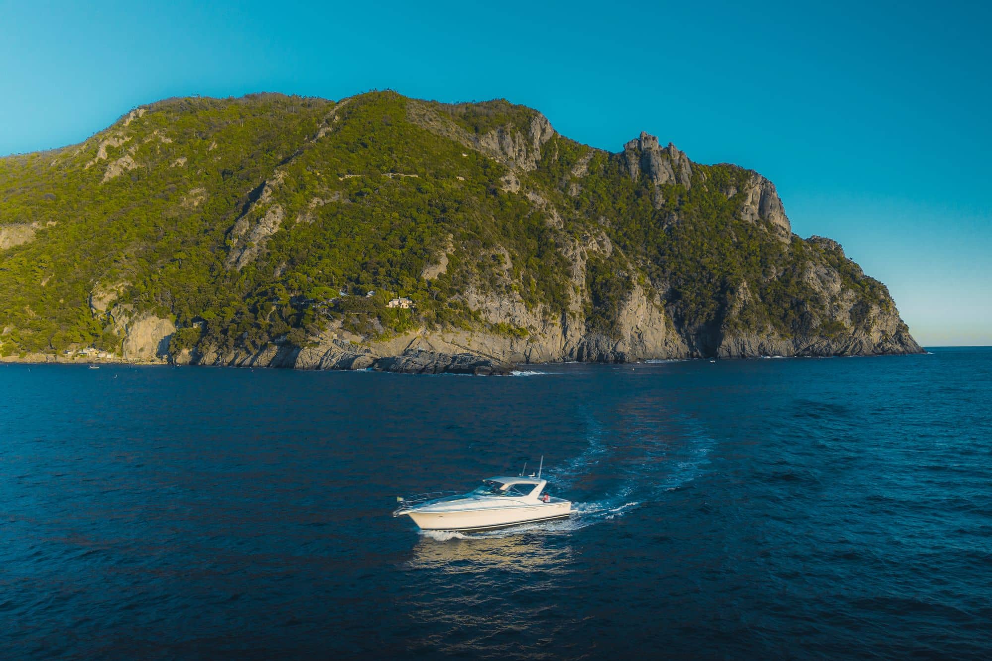 Cesare Charter Portofino - Servizi tour, transfer e charter marittimi